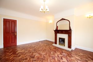 Lounge- click for photo gallery